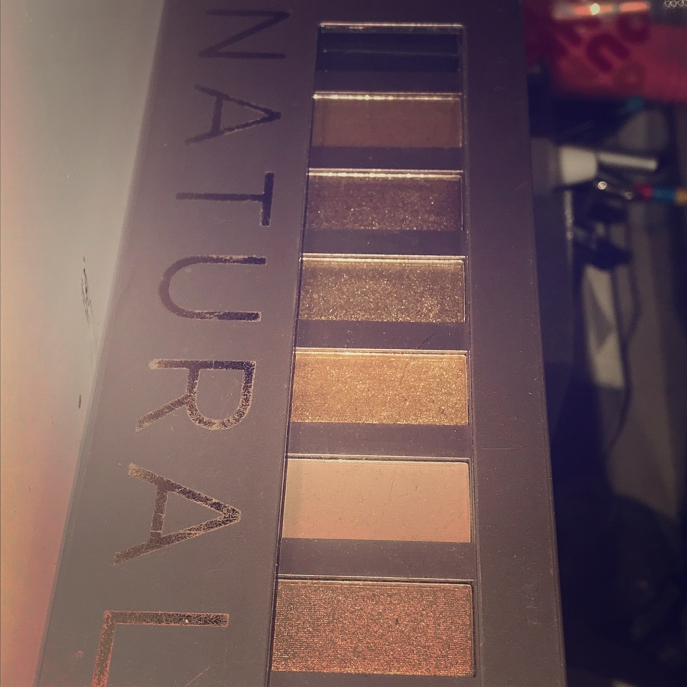 Eyeshadow palette